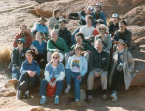 AyersRock02.jpg (56808 bytes)